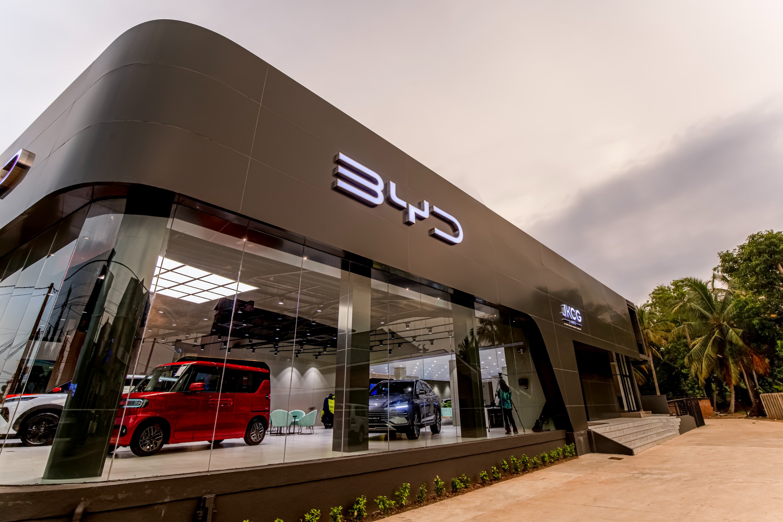BYD, Negombo