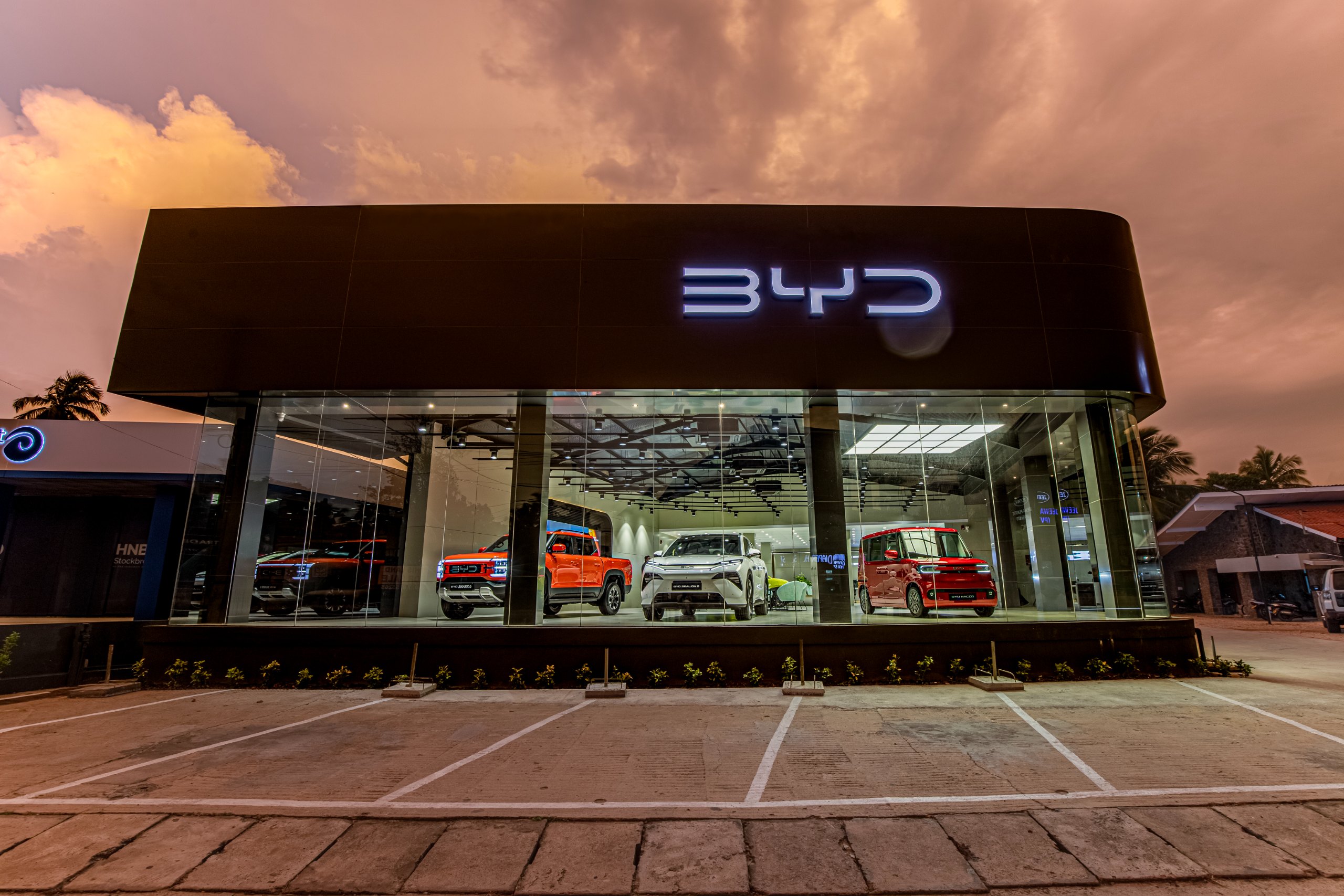 BYD, Negombo