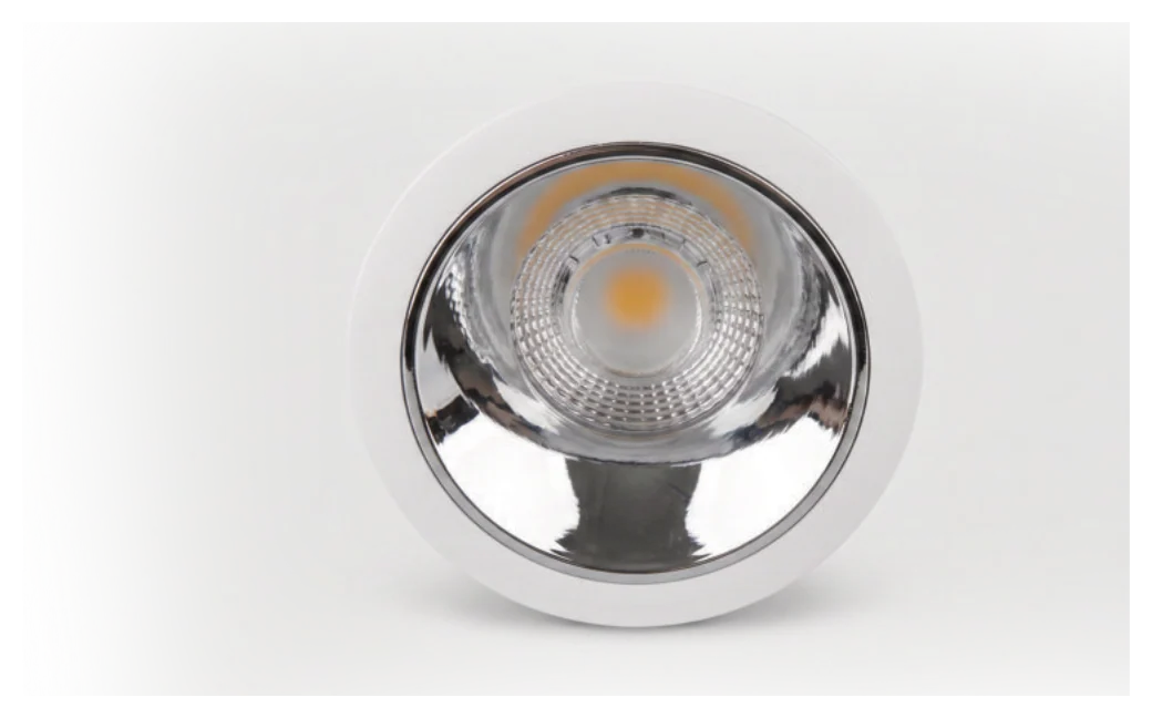 LUX Round Trim Free Recessed EK26