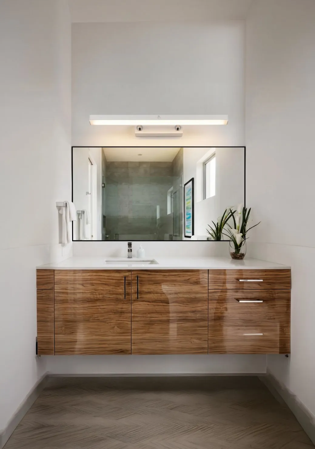 Adjustable Mirror Light in use